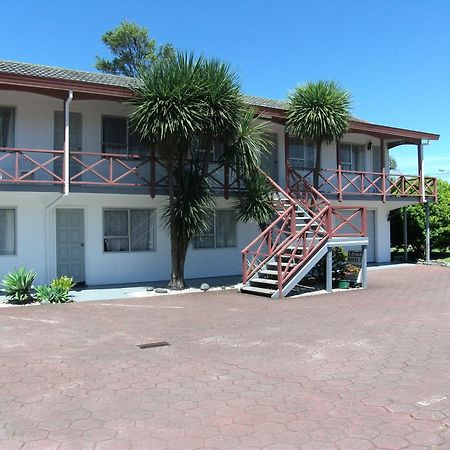 Burgundy Rose Motel Whangarei Dış mekan fotoğraf