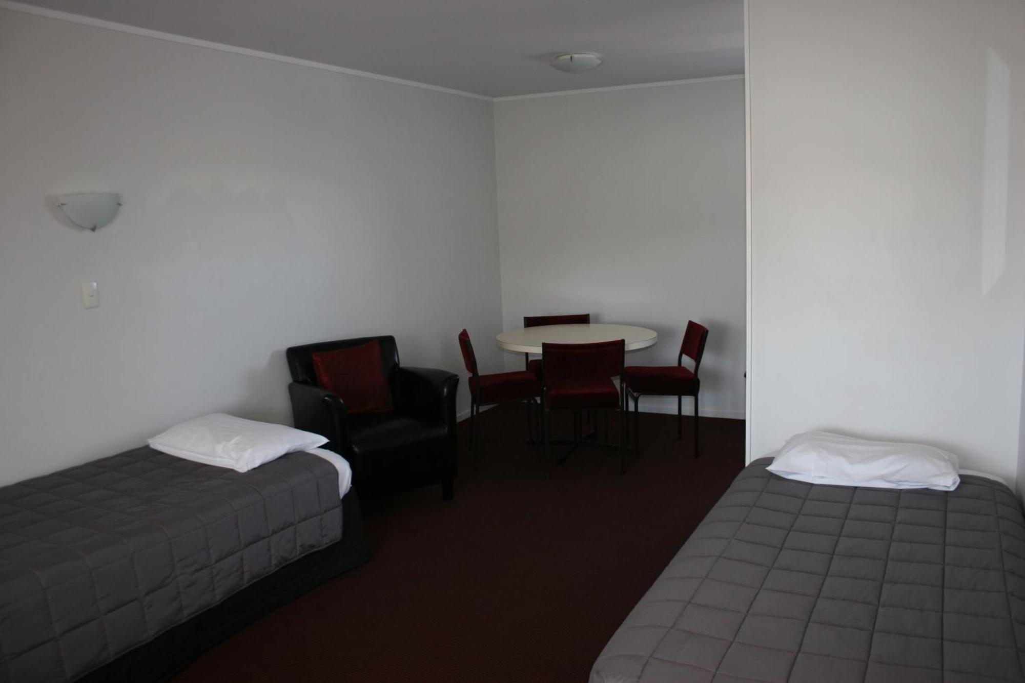 Burgundy Rose Motel Whangarei Dış mekan fotoğraf